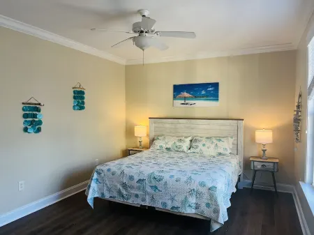 Ocean Views New 4BR Steps from Beach