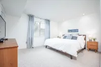 Awesome Newly Updated in Gated PT Royale. 1ST FL  2 Br 2 BA Condo. Golf Discount - 4-Star