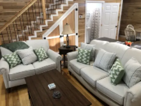 New Rustic Home Near State Dock