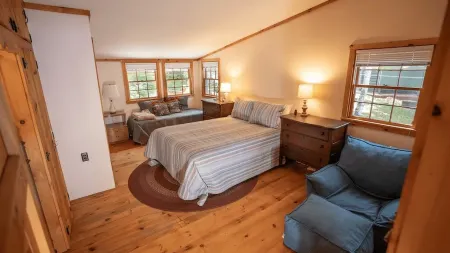 Thompson Lake Cabin Nestled in Majestic Pines - Family Waterfront Escape