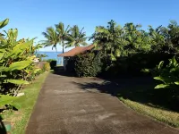 Ocean View 1 BR Cottage  on Oceanfront Property. Permitted