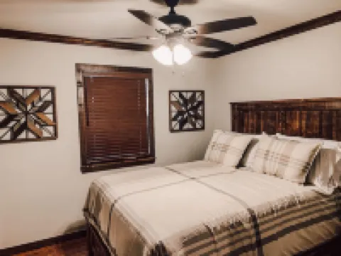 The Rustic Gem!! 3 Bedroom/2 Bath House Hotels in Murray County