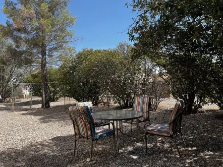 Modern 1/2 Duplex in Sierra Vista