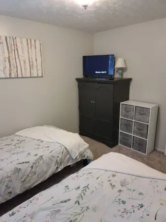Adorable 3 Bedroom/1 Bath In Town Nampa Idaho. Arcade room!