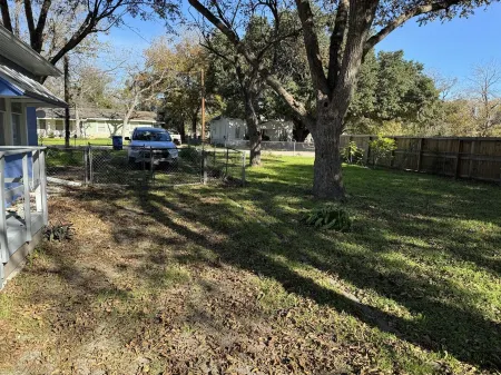 Cozy Retreat in Geronimo w/ 2 BD