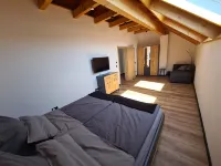 Deluxe apartment - with 140 sqm & with roof terrace & private garden