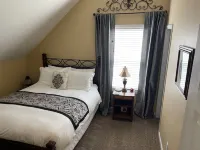 Just off Main near Taylors Mill - CLEAN & COMFY