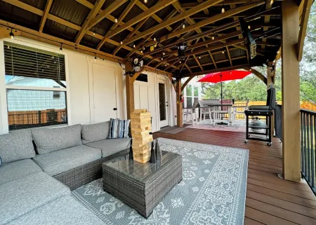 Family Fun, New 3 Bdr Home Near Canyon Lake!