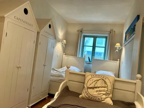 Strandhaus-Fehmarn, sun deck, living by the sea, beach and garden