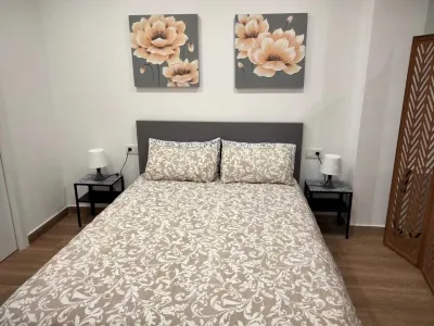 Apartamento Loft Al Nasir, Cerca del Casco Historico. Muy Amplio y Bonito Hotels in South-East District