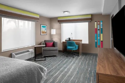 Hampton Inn Phoenix-Biltmore Hotels in Phoenix