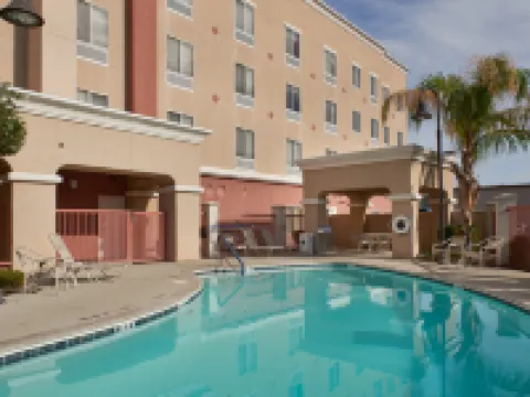 Hampton Inn & Suites Phoenix-Surprise Hotels in Surprise
