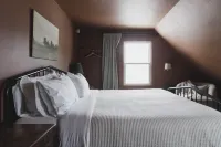 The Dorothy-10 Minutes from Okemo- Freshly Renovated