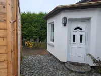 Beautiful, very quietly located vacation apartment between the Baltic Sea and the Bodden with sauna - Wifi