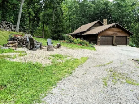 La Bellota Cabin - Secluded, Hot Tub, Sauna, Game Room, Massage Chair