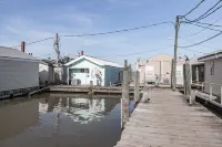 Venice Louisiana Fish and Hunt Camp (House Boat)
