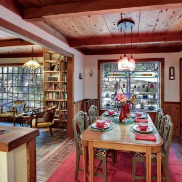 Murphys Getaway - Enjoy Wineries, Hiking, Concerts, Shopping & Small Town Charm