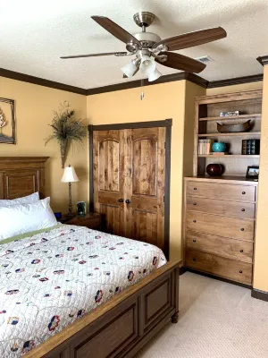 Country Relaxing Just 2Miles from Main Street Hotel dekat Grape Creek Vineyards