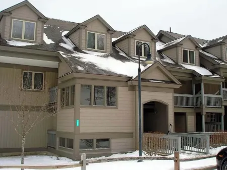 Okemo Ski On Ski Off Отели в г. Ладлоу