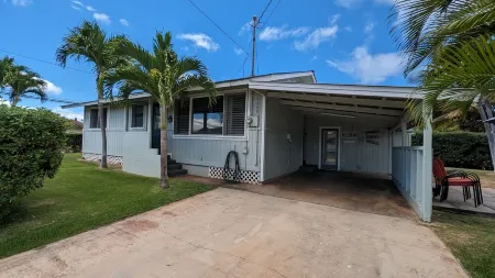 Hale Mano Kia - New AC in Classic 3Br West Side Bungalow . Tvnc# 5001 Отели в г. Кекаха