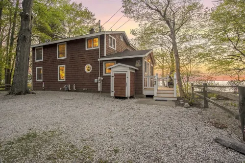 Spectacular Lake Michigan Views/Beach Access from Douglas Lakeshore Beach House