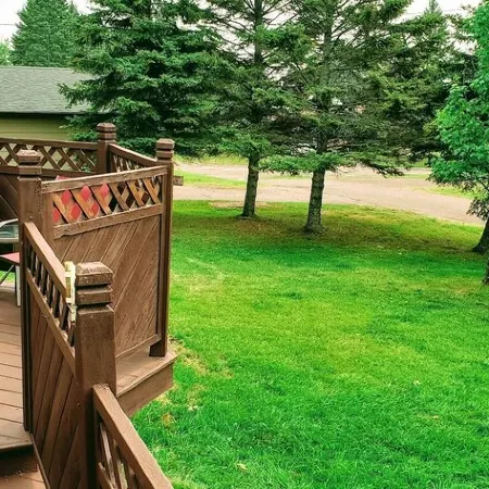 Spacious family home with quick & easy access to outdoor trails.
