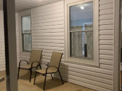 2nd Street Retreat Hotels in Pulaski