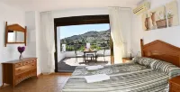 Villa Torcal 3, Heated pool , wifi, walk to bar! BBQ, Petfriendly