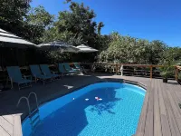 Jungle Cabin with private bathrooms TA-154-746-2656-01 Hotels in Captain Cook