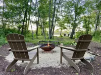 Lakeside cabin near Itasca, Heartland bike trail, ATV trails, golf courses