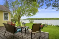 Private Cottage on Crooked Lake