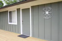 Sunny Daze Cottage 3 Bedroom Covered Deck Resort Boat Dock Pool Firepit Arcade