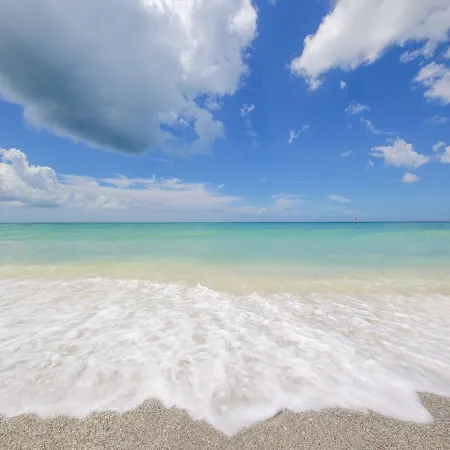 Siesta Key Beachside Condo-direct beach access