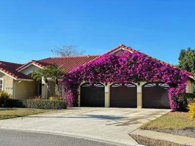 Delightful Studio in Wellington Hotels near Orthopedic Center of Palm Beach County