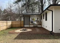 The Cozy Cottage 💕 Hotels near Hamrick's of Raleigh