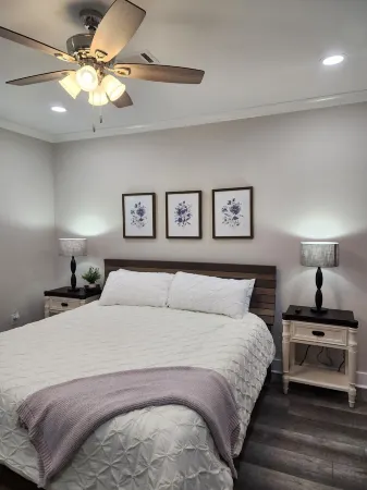 Boating, Fishing, Big Porch to Relax