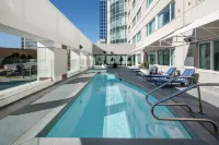 Hilton San Jose - Rooftop Pools