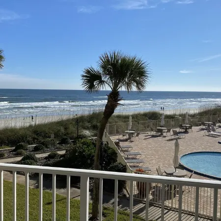 Crescent Beach Retreat- Fully updated 2 BR/2BA  Direct ocean views in Coquina!