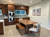 Heated Pool Home. 7 Mins to the Beach! Arcade. Perfect retreat rain or shine!