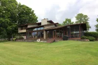 Spectacular views and close to Great Barrington. Hotels near Guido's Fresh Marketplace