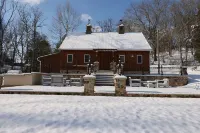 Historic Ox Bow House C.1800 - Waterfront