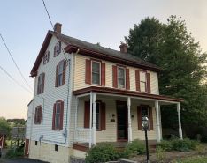 Cozy and Spacious home with indoor HOT TUB - perfect for the whole family!