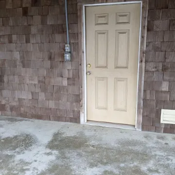 Kitty Hawk Corner Cottage 2 Blocks from the Beach! Pet Friendly!