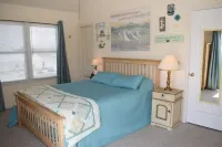 Sea Star-Views of the Lighthouse!