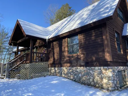 Søsterhus, Three Lakes/Eagle River Lake House Отели в г. Три Лейкс