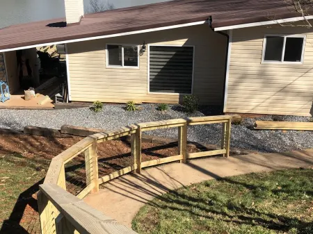 Heavenly Harbor - Lake Life at its Best!