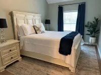 Condo nestled between golf courses and minutes from AT&T Stadium and Globe Life!