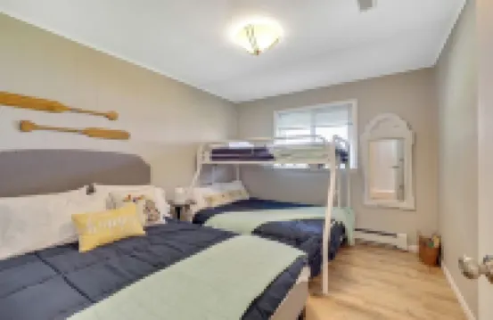 Lakefront Cottage with dock