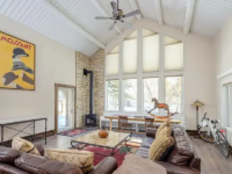 Enjoy the Best of Wyoming Hotels in Hoback