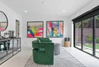 Modern Oasis Miami - luxury rental home close to airports, beaches & shopping.